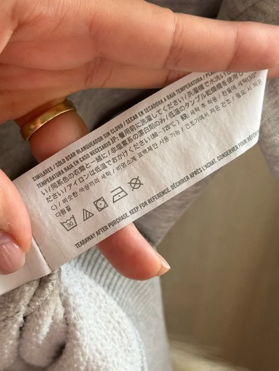 abercrombie kids Essential Icon Hoodie - Light Gray Heather | 9 / 10 - Picture 7 of 8